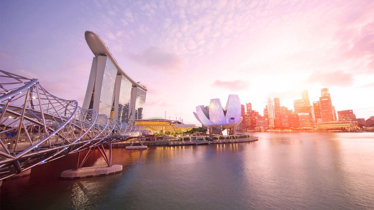 Helix Bridge and Marina Bay - Thumbnail